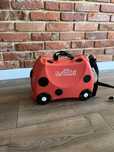 Jeżdżąca walizka kabinowa Trunki