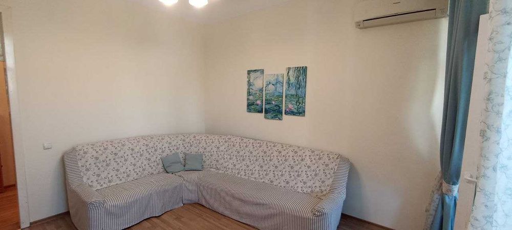 Продам 5 комнатную квартиру в Центре города  парк Глобы