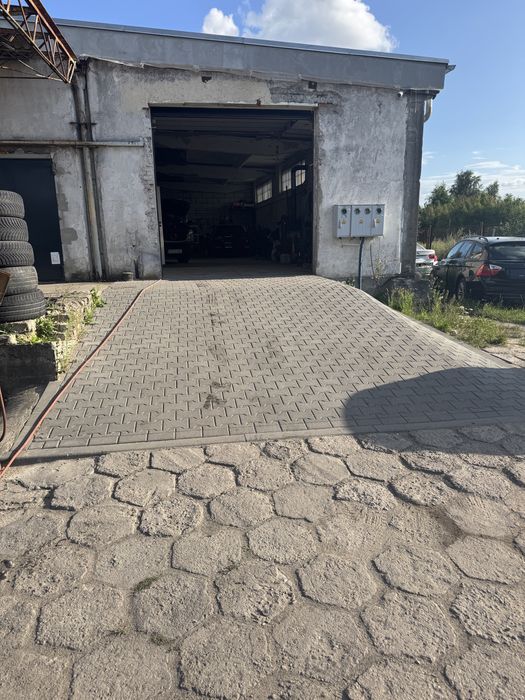 Wynajmę halę  55, 110, 150  lub 210m2 z placem