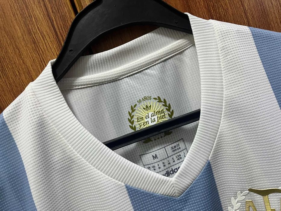 Nowość: Koszulka z okazji 50. rocznicy reprezentacji Argentyny Messi M