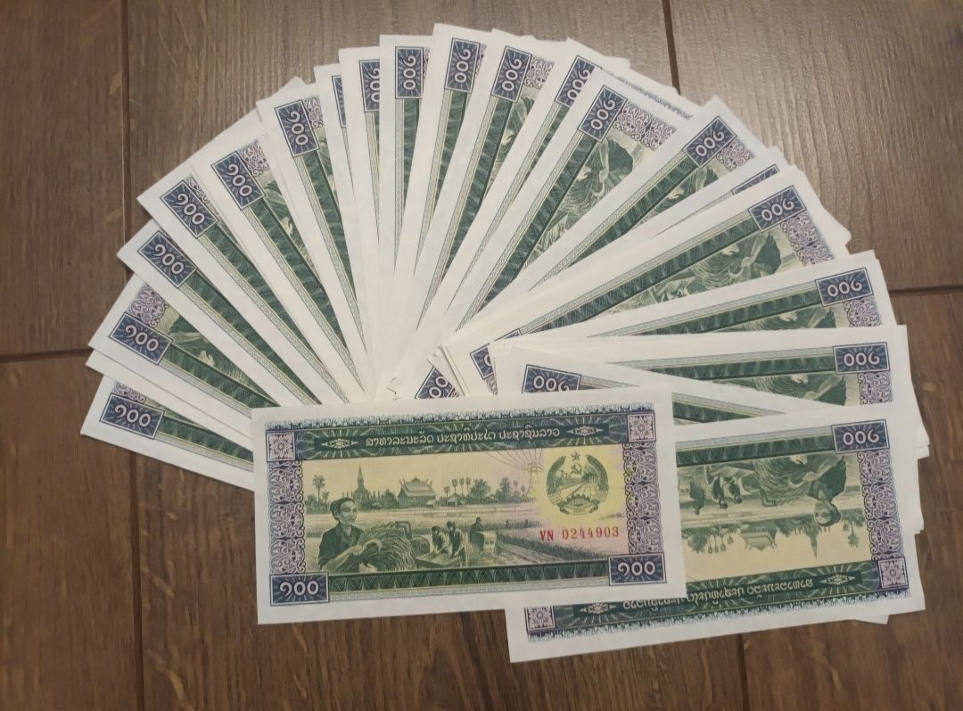 Laos 100 Kip - 40sztuk. Bardzo ładny stan
