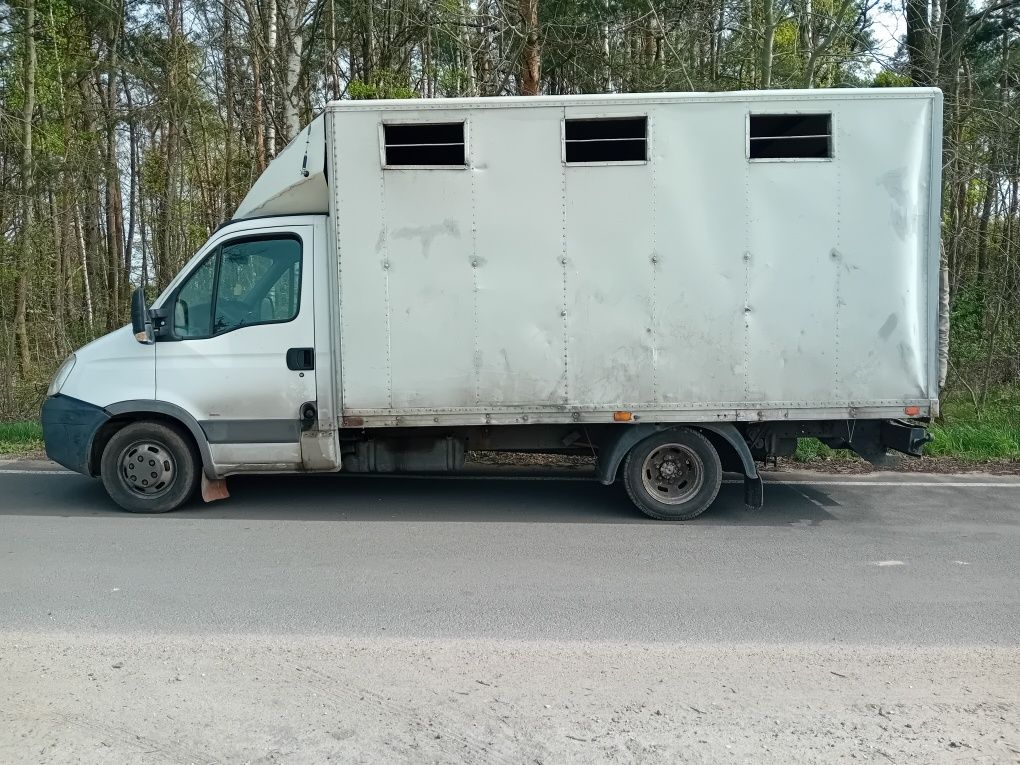 Paka zabudowa do zwierząt