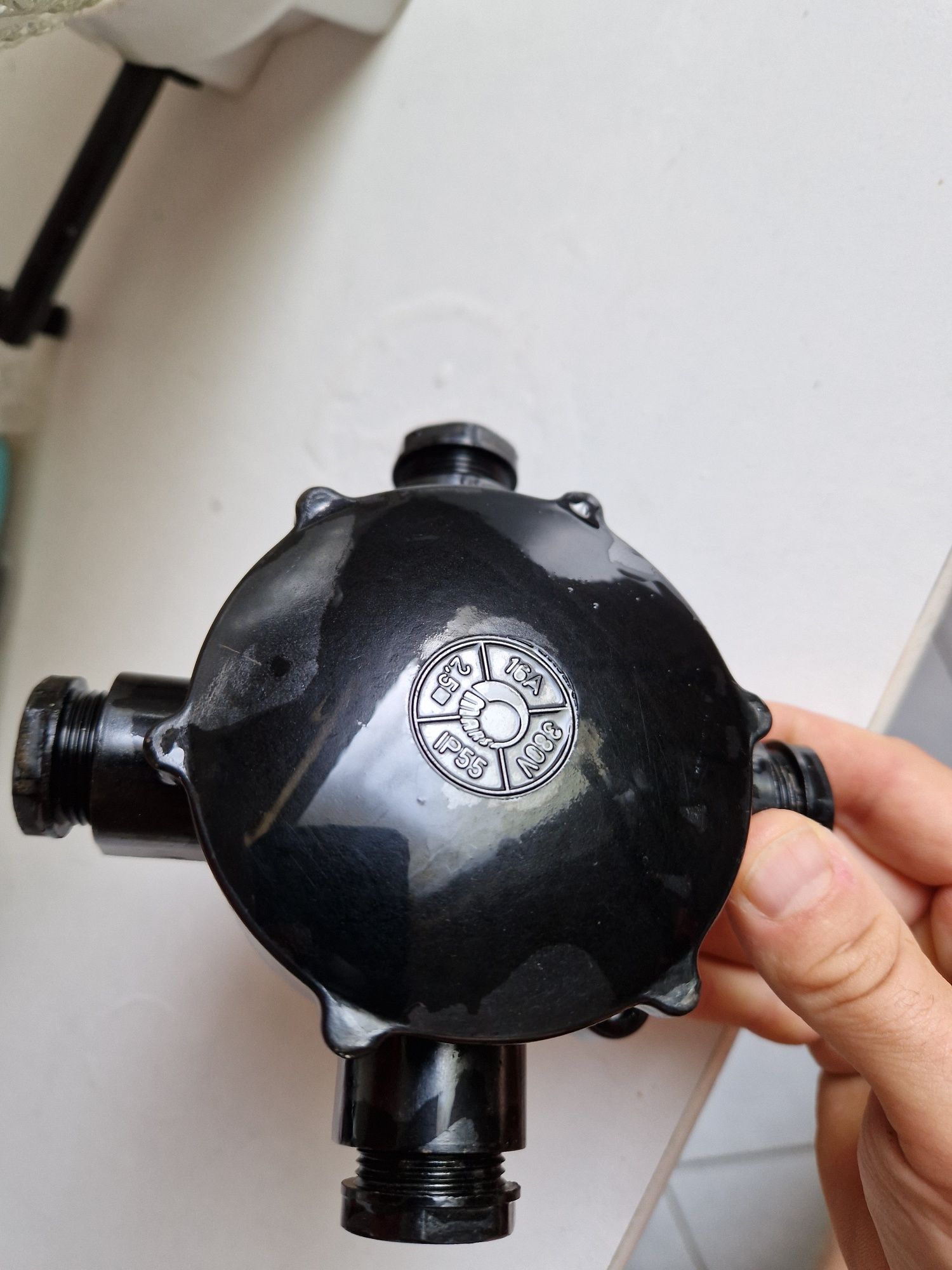 lampa loft . stara lampa klosz . puszka bakelitowa . bakelit