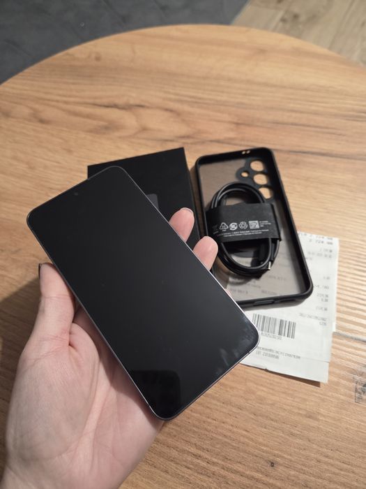 Samsung s24 8/128 onyx black jak nowy!