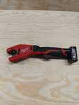 Milwaukee M12 PC przecinarka do rur z akumulatorem 4Ah