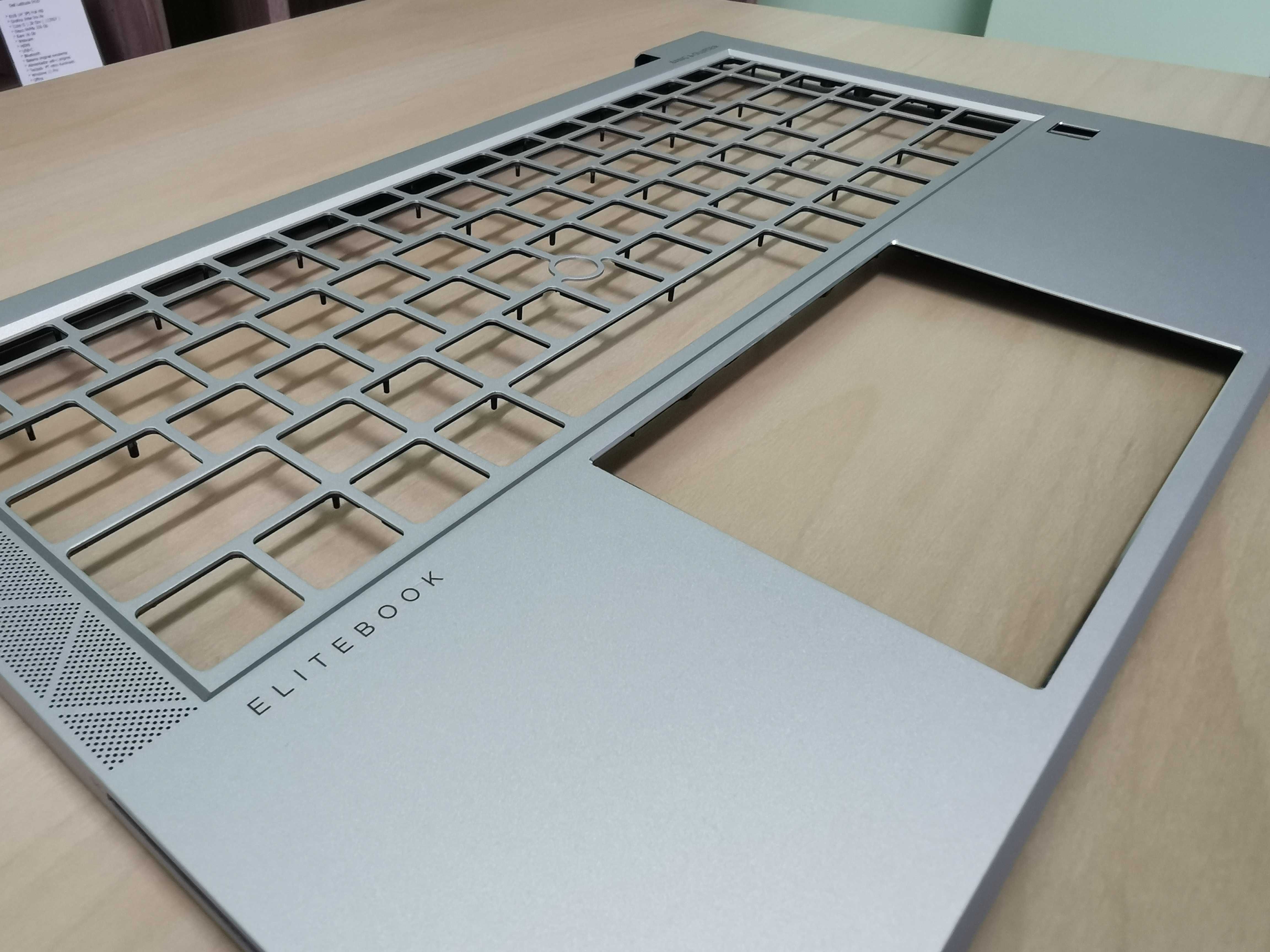 Palmrest HP 840 / 845 / 745 G7 - Novo