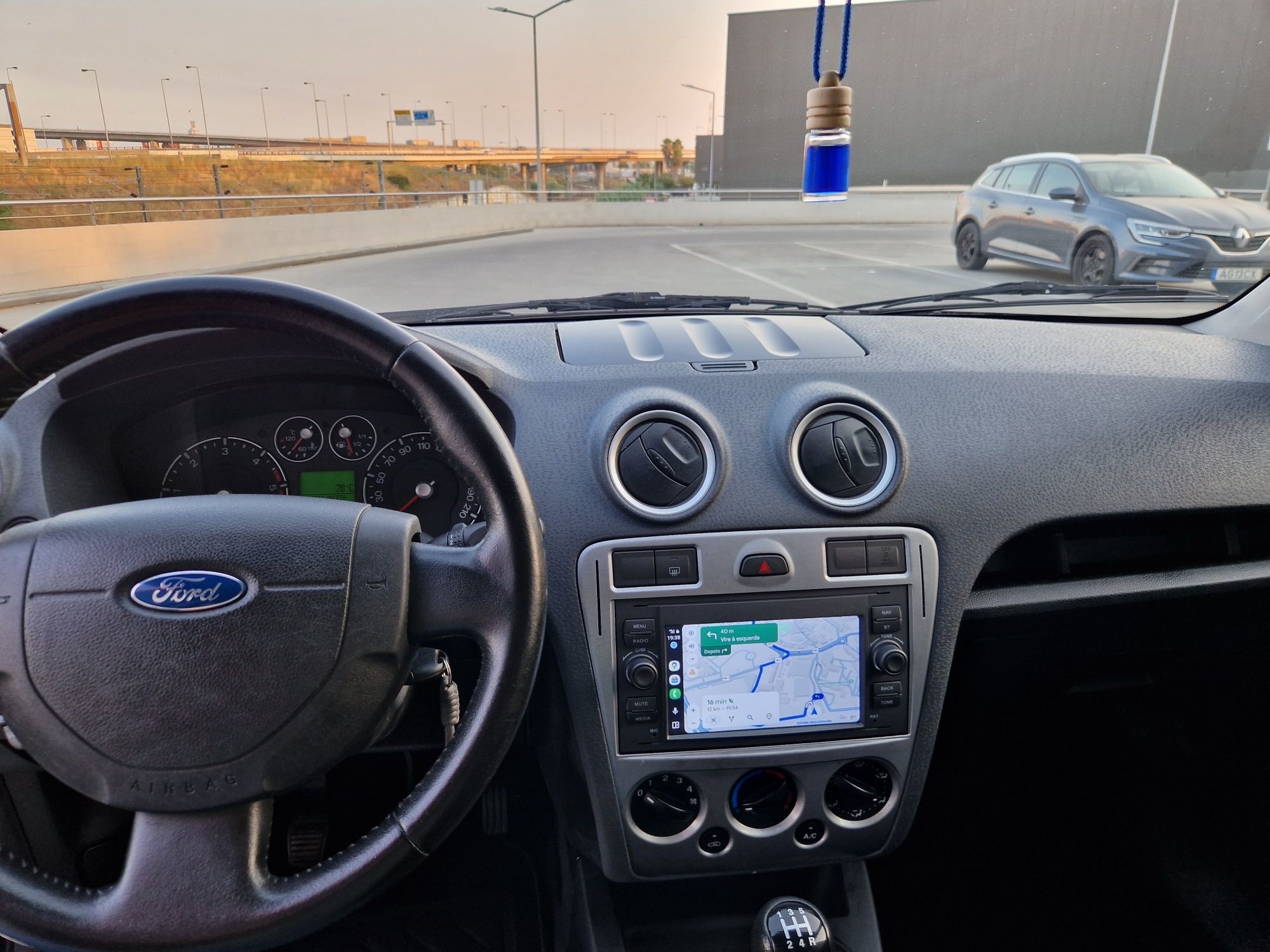 Ford Fusion 1.4 TDCI de 2006 com 128500km