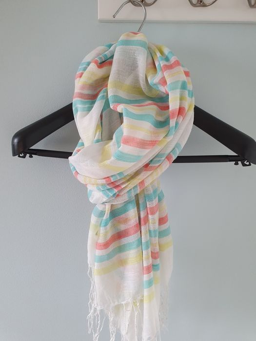 Chusta szal apaszka  duża Mohito