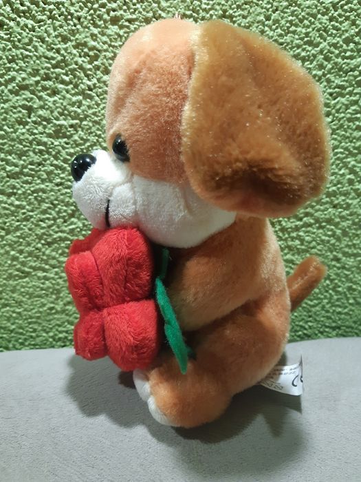 Maskotka piesek pluszak