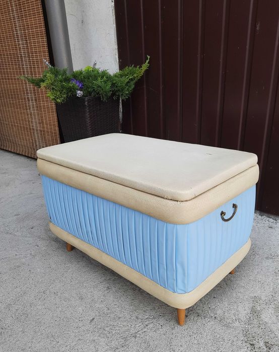 kufer  na zabawki     /  593