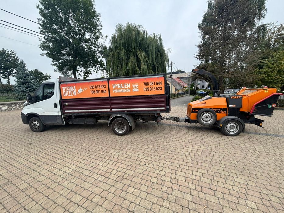 Wynajem rębaka do gałęzi, zrębkowanie gałęzi