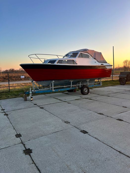 Sprzedam Łódż motorowa SAGA 7000