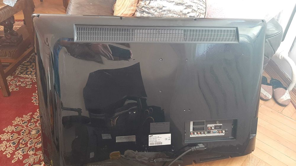 Телевізор Samsung  LE37R72BX/XEH