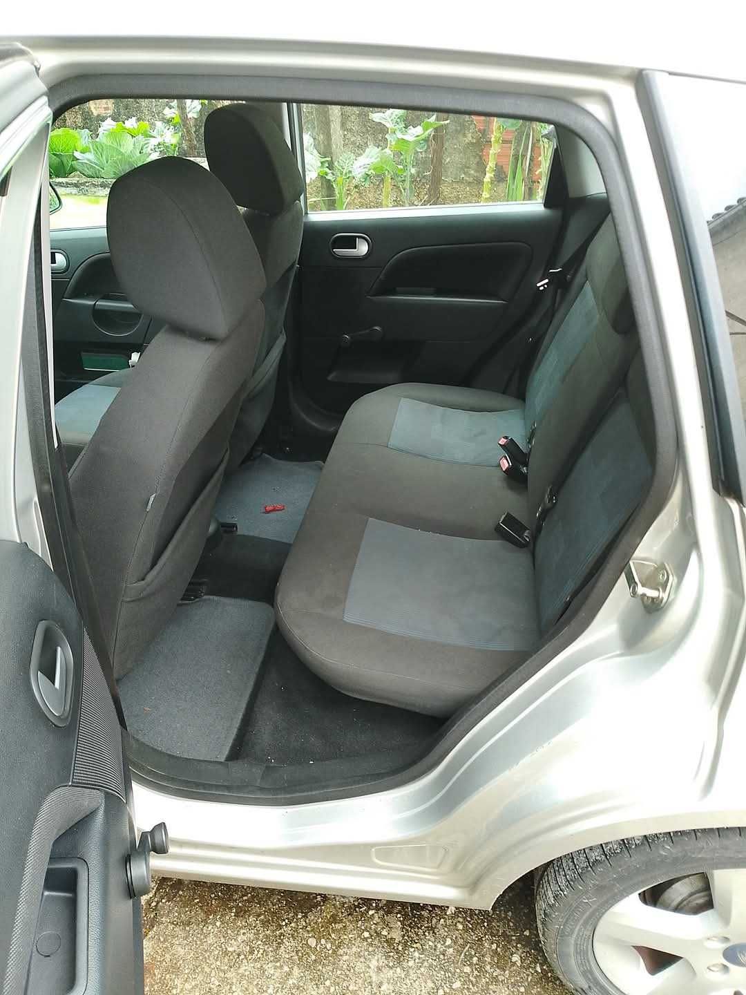 vendo Ford Fiesta