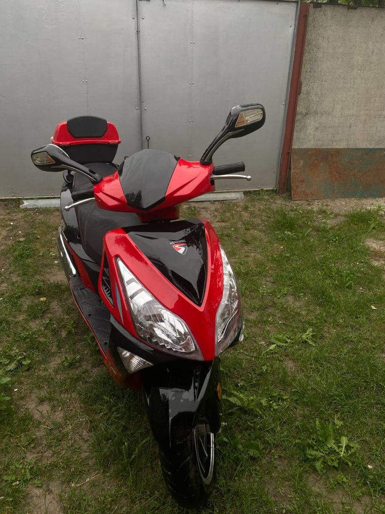 SPARK SP150S-17R , скутер у продажу!!!