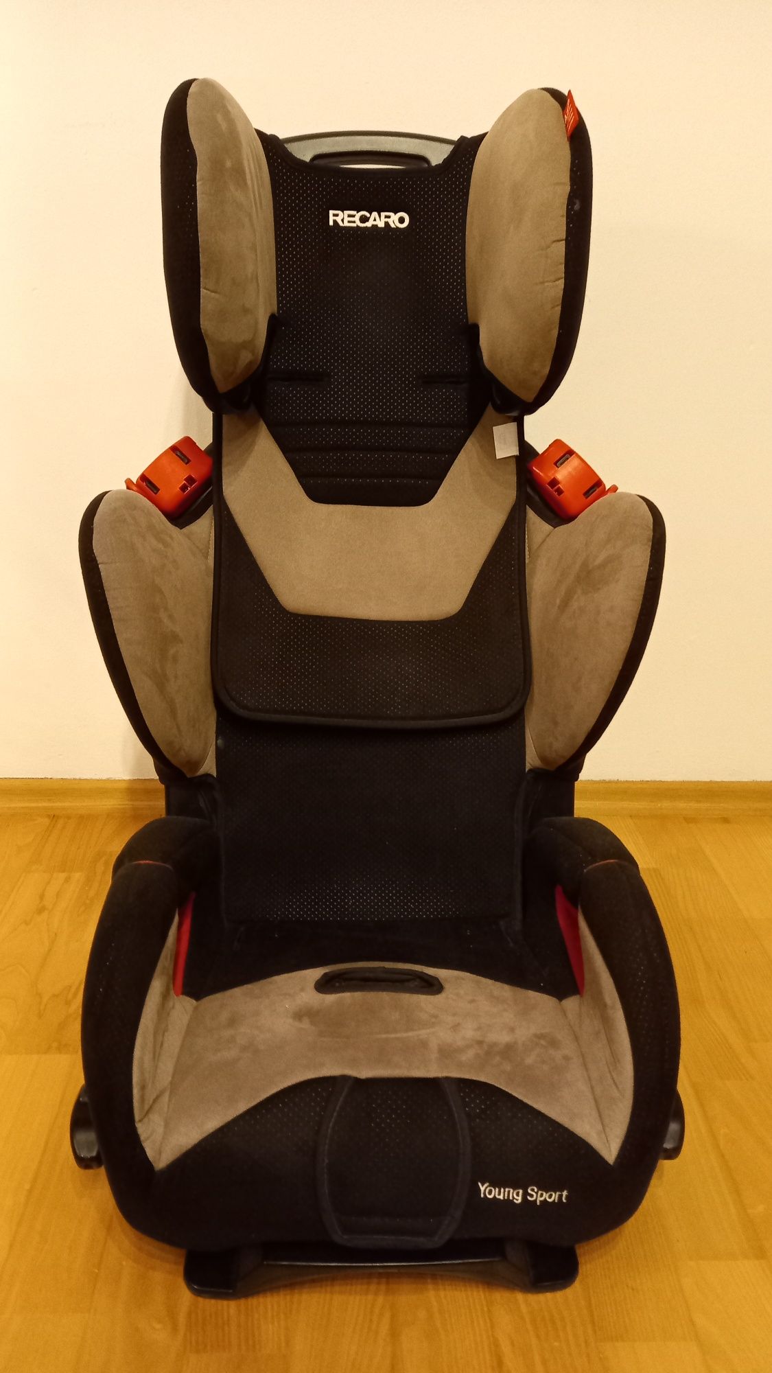 Fotelik samochodowy RECARO Joung Sport