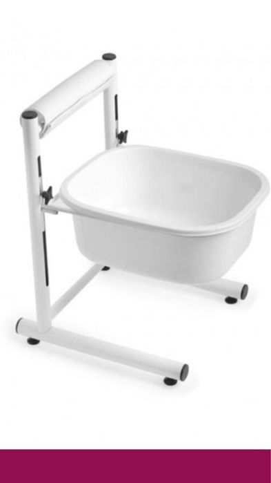 Продам ванночку педикюрную с регулировкой по высоте