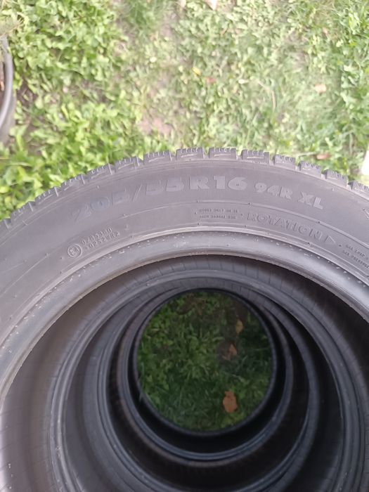 205 55 R16 комплект зимних шин nokian