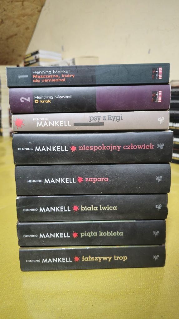 Henning Mankell – komplet książek z serii Kurt Wallander (8 książek)