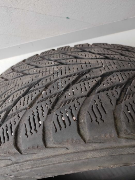 Комплект шин Nokian Hakkapelita R2, посилена боковина, протектор 4-5мм