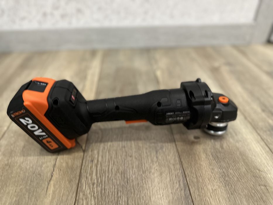 Акумуляторна болгарка Stromo AGA 216 125 круг 20в4 ач