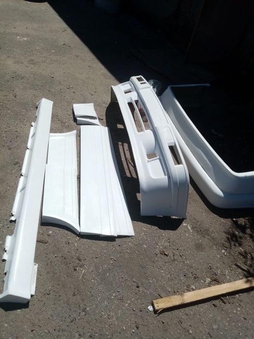 Обвес BMW e30, бампер, накладки на пороги, спойлер m tech