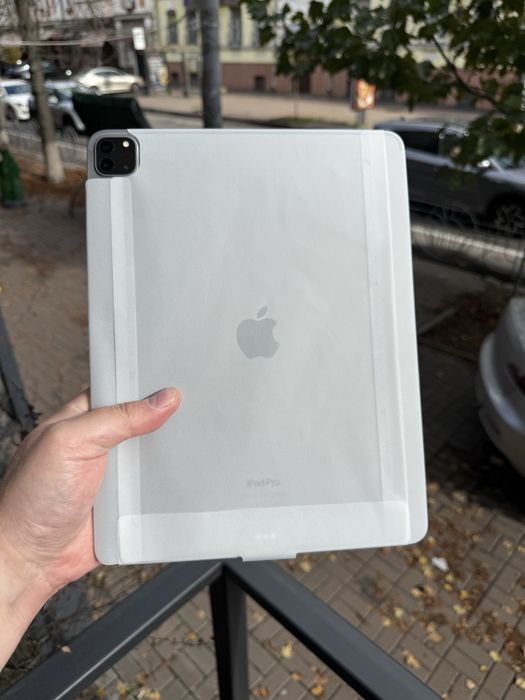Новий iPad Pro 12,9” M2 256gb Space Gray