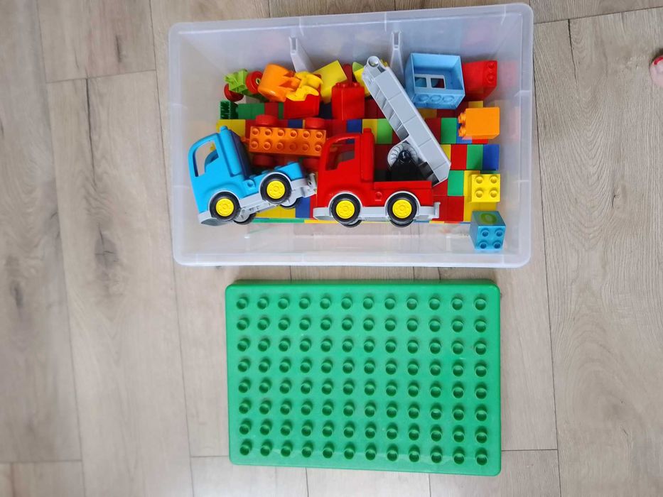 Klocki Unico 220 z pojemnikiem