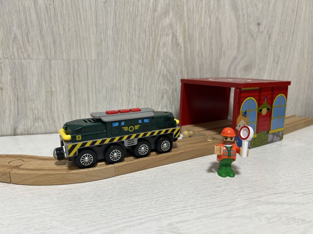 Локомотив Playtive, IKEA, BRIO, Edwone, поїзд, залізнична дорога