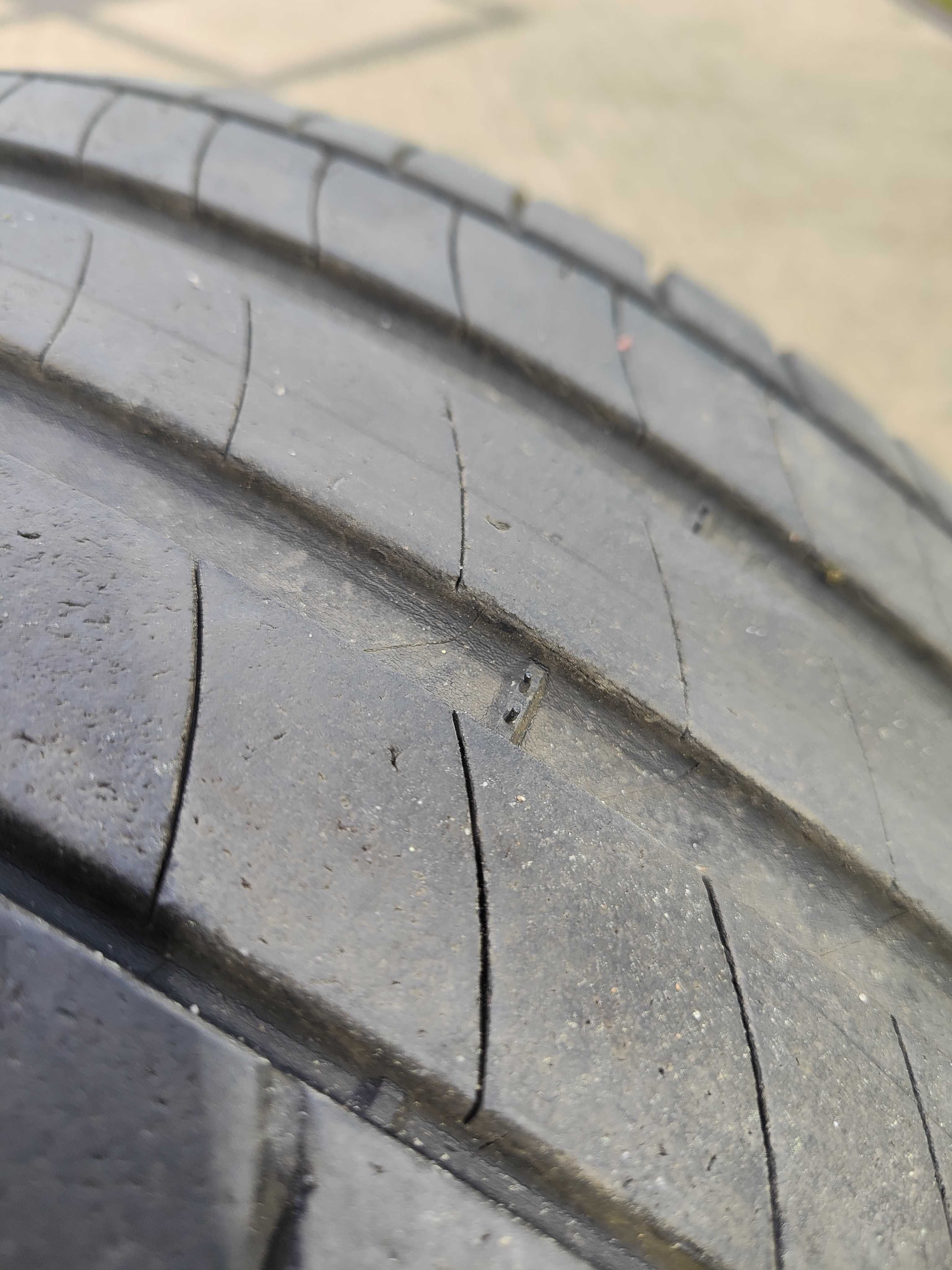 Michelin Primacy 3 235/45/R17 - używane 300 zł/komplet