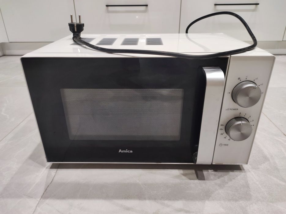 Kuchenka mikrofalowa Amica amgf20m1w