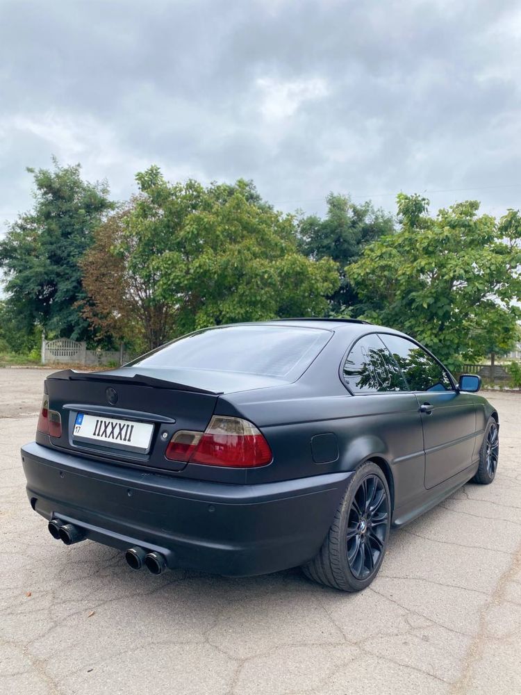 BMW E46 coupe 330i 2005
