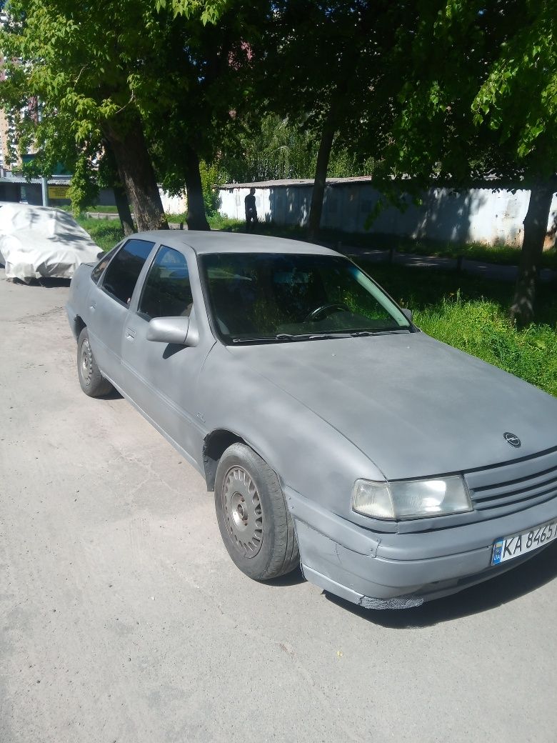 Опель Vectra A 1.8