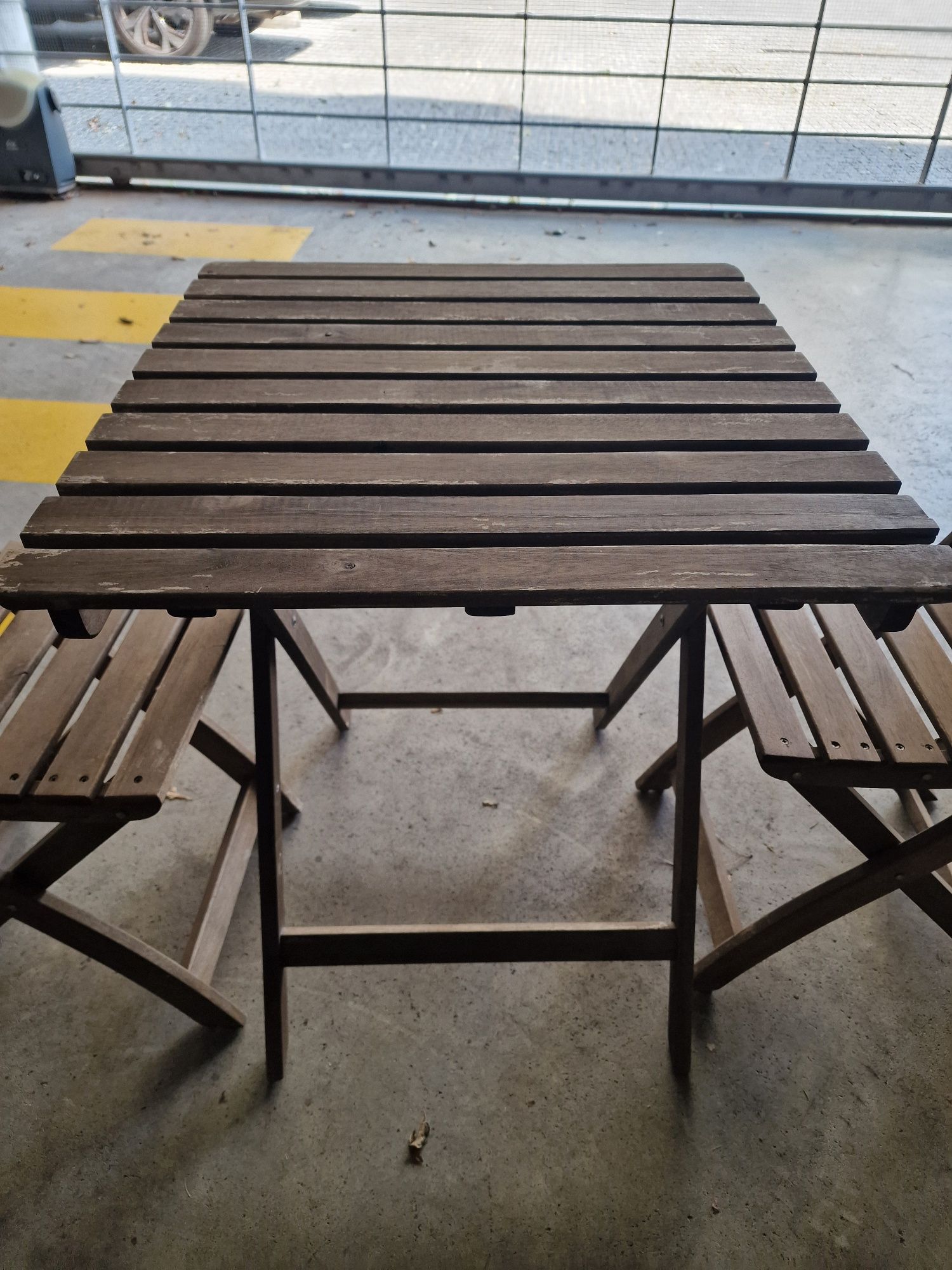 Conjunto mesa e cadeiras ikea