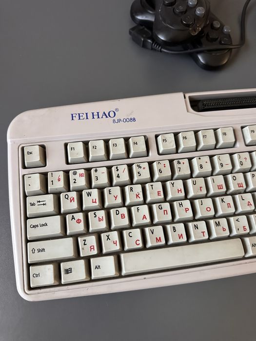 Игровая приставка Dendy  8 бит