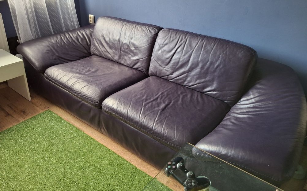 Sofa ze skóry w bardzo dobrym stanie