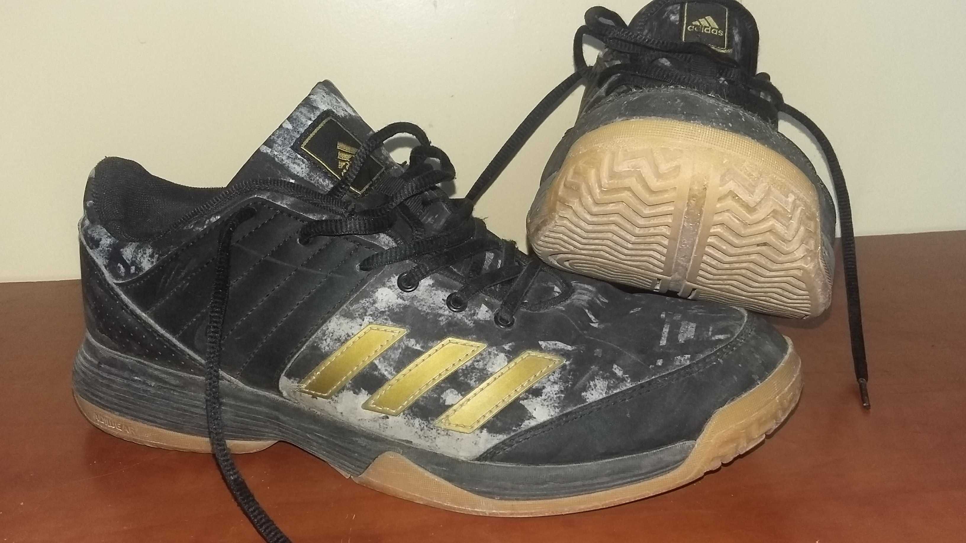 Buty ADIDAS 43 1/3 to 27,5 cm.