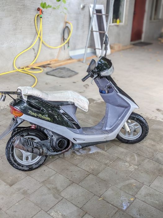 Продам скутер Хонда Дио 27 65сс