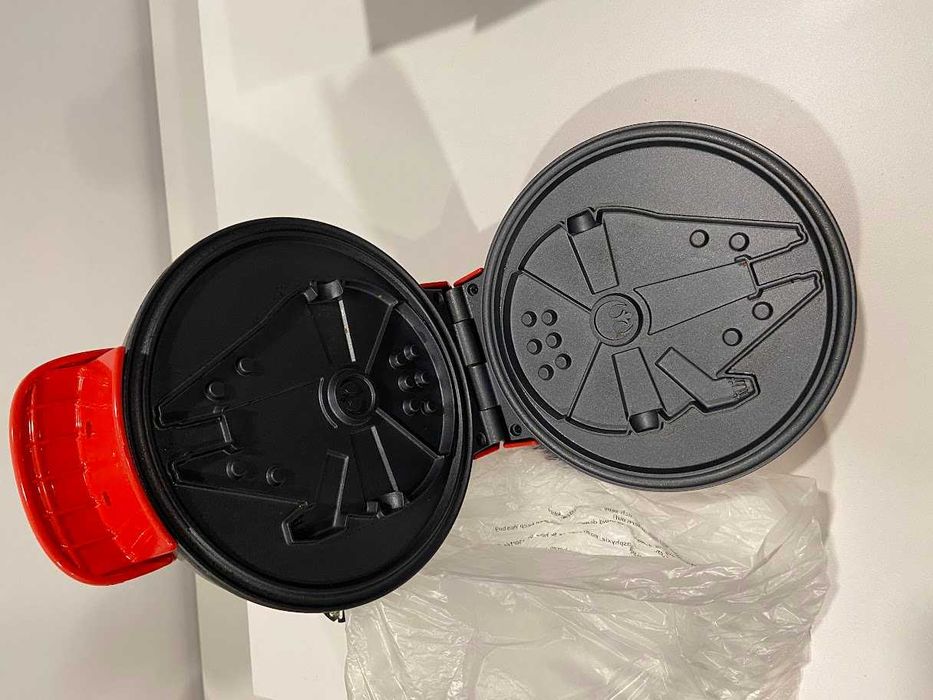 Maquina de Waffles - Millennium Falcon - Star Wars