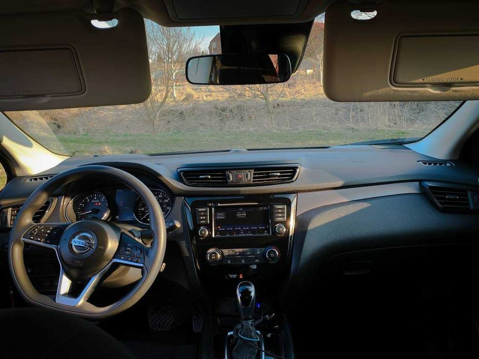 Nissan Rigue  . Подобова оренда без водія