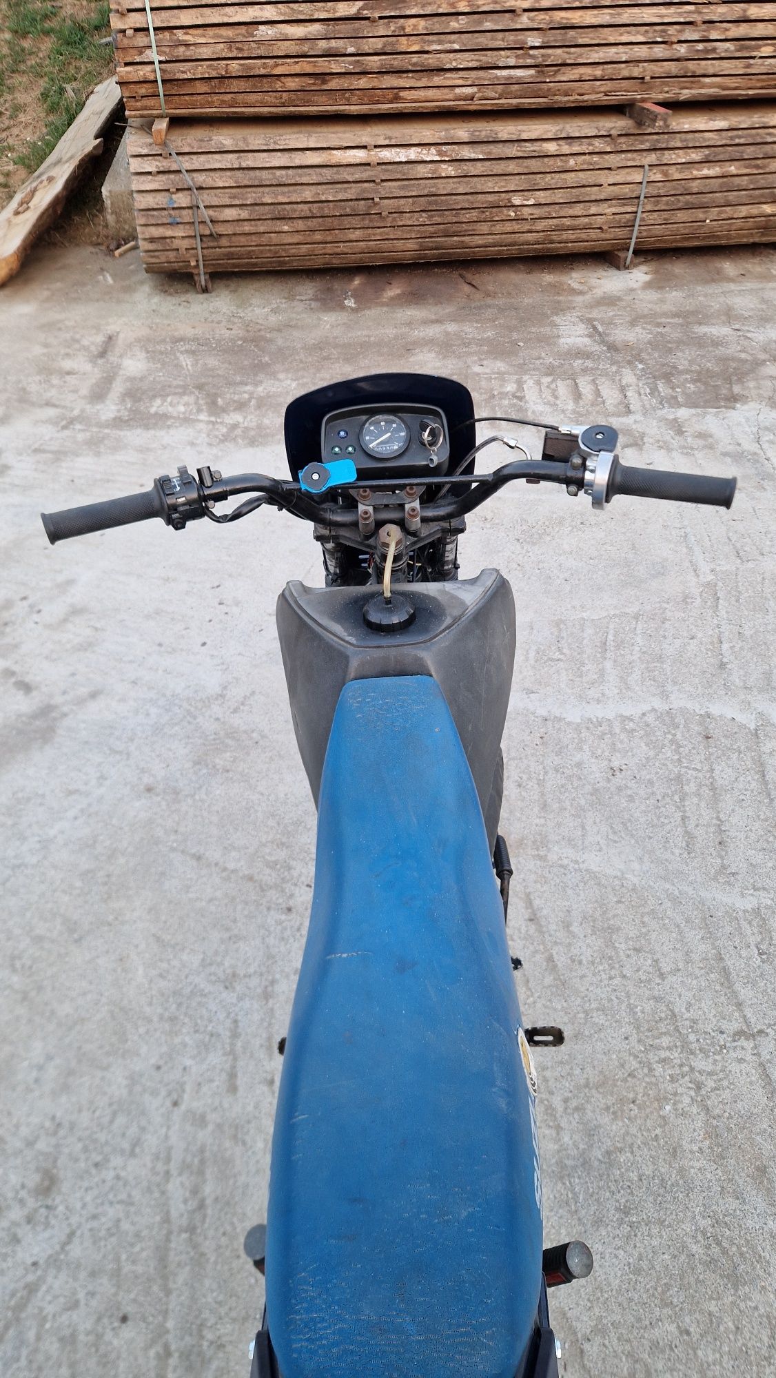 Suzuki Dr 50  1991
