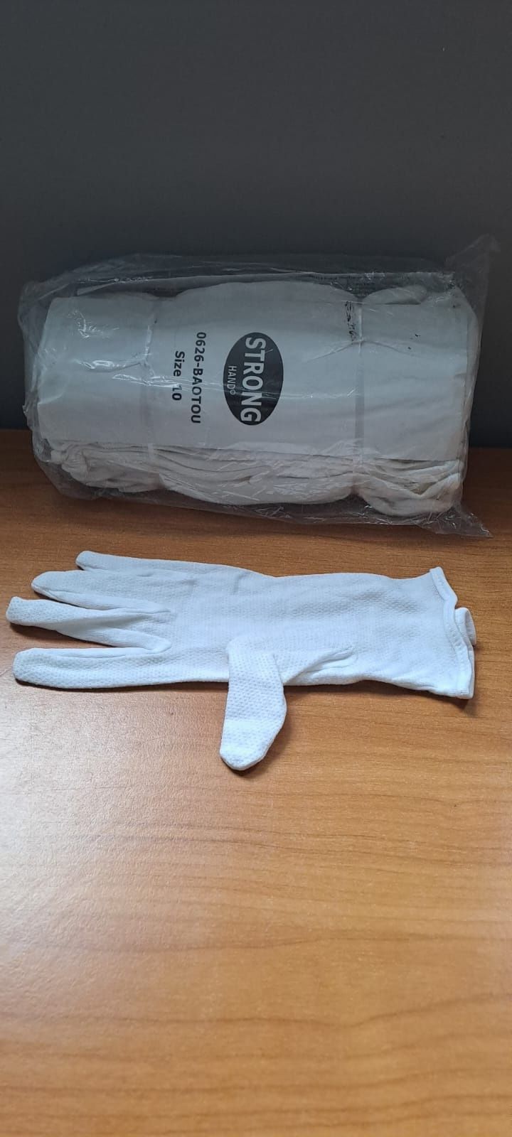 Rękawiczki bawełniane na działkę