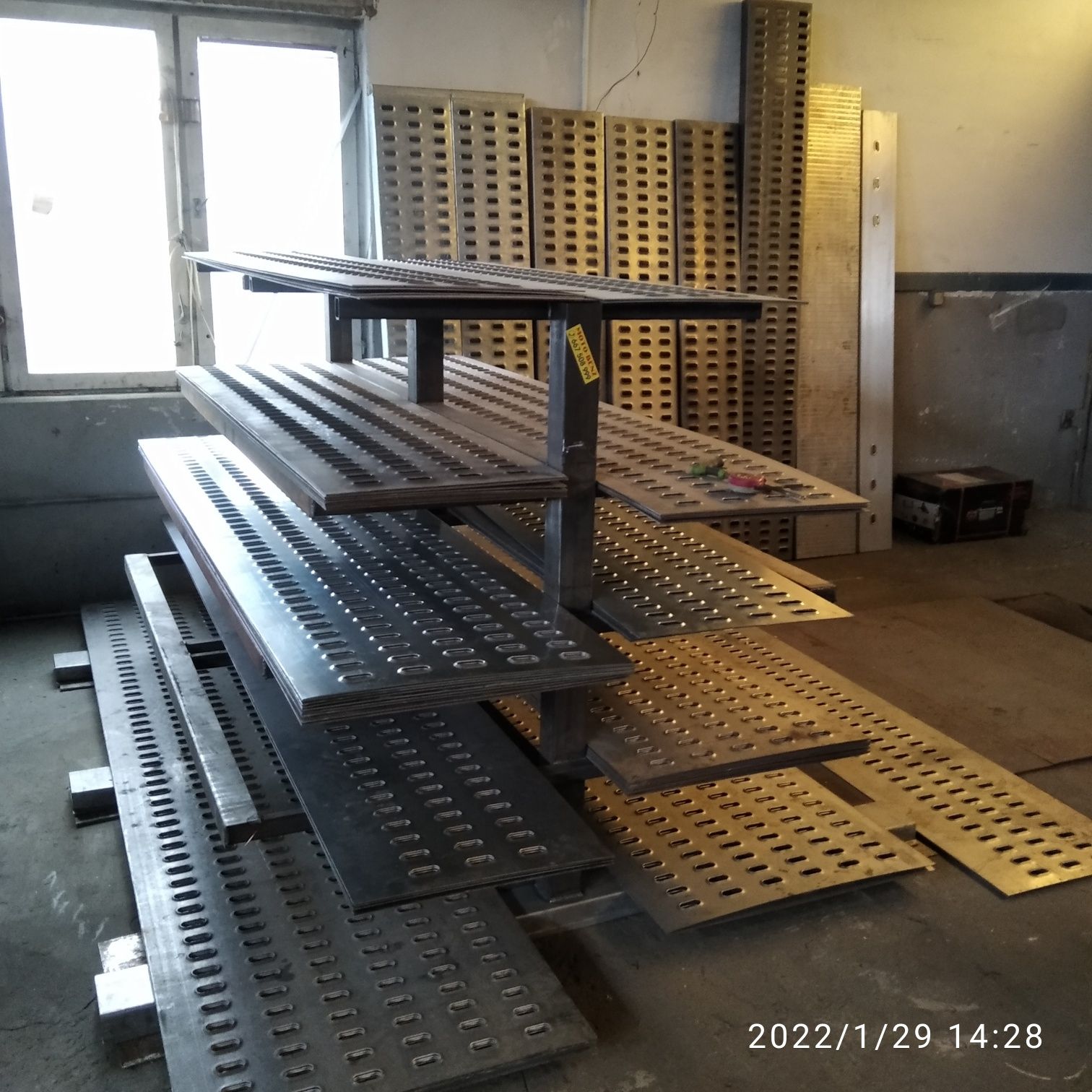 BLACHA LOHR 625mm 5 otworów ALUMINIOWA  stalowa  najazdy PRODUCENT