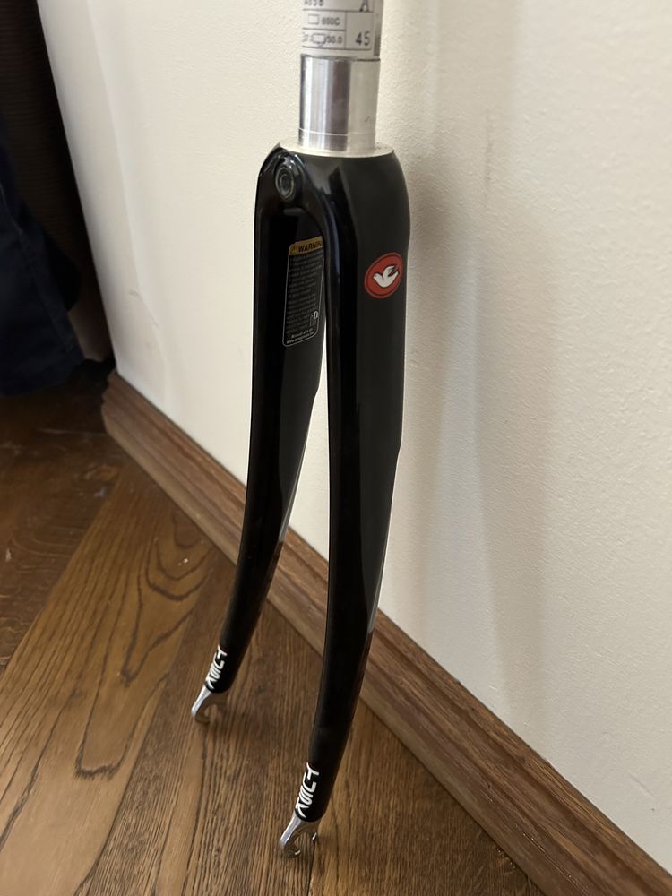 Widelec Karbonowy Columbus TUSK 1 1/8