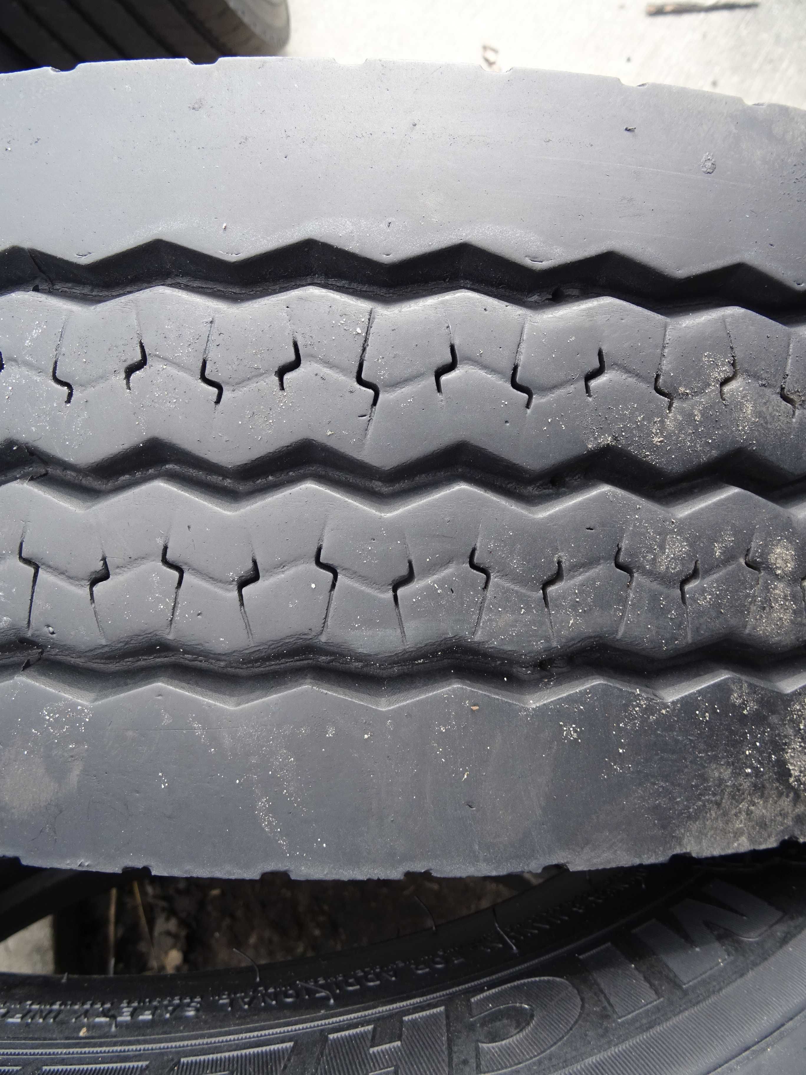 opona 215/75R17.5 Michelin XTE2+ Remix (570 netto)