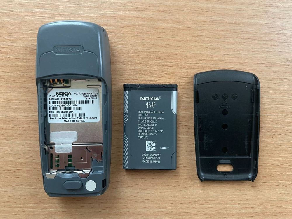 Телефон Nokia 2126i, стандарт CDMA