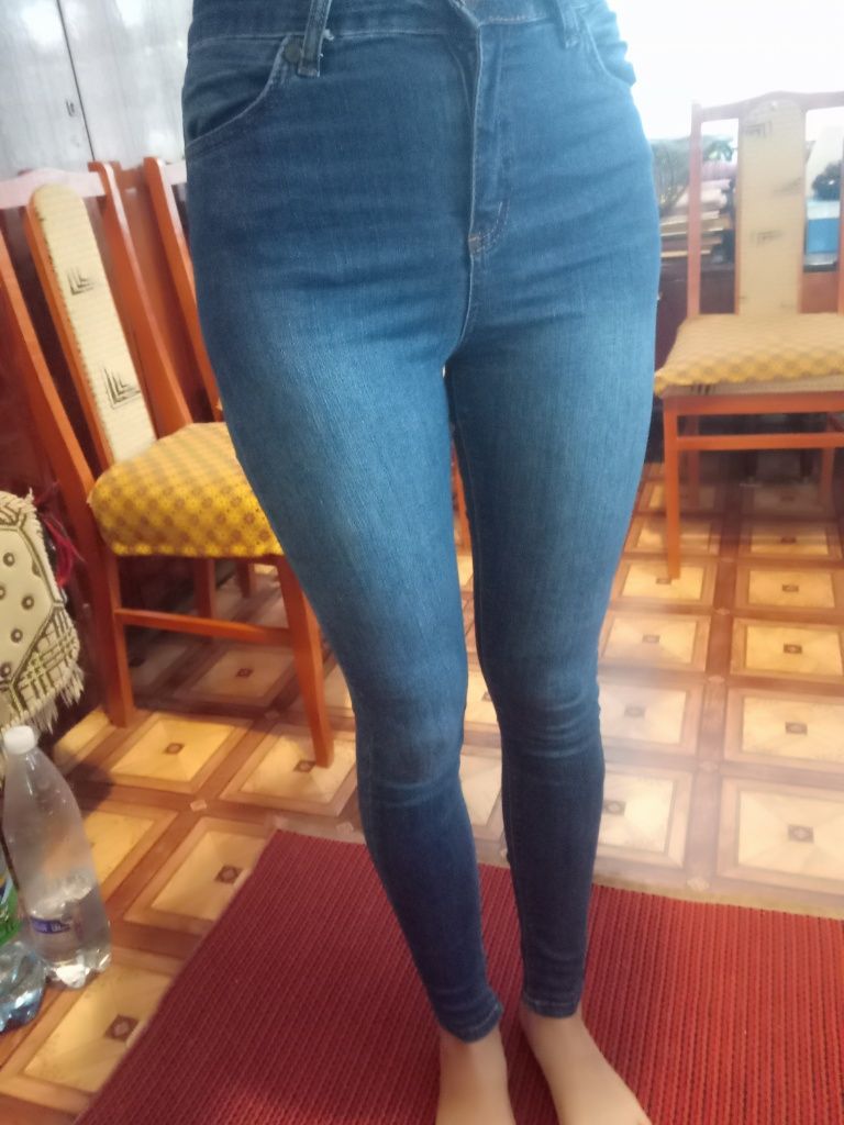 Жіночі джинси (s) на ріст 165