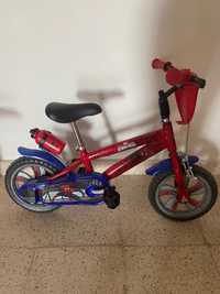 Bicicleta homem aranha