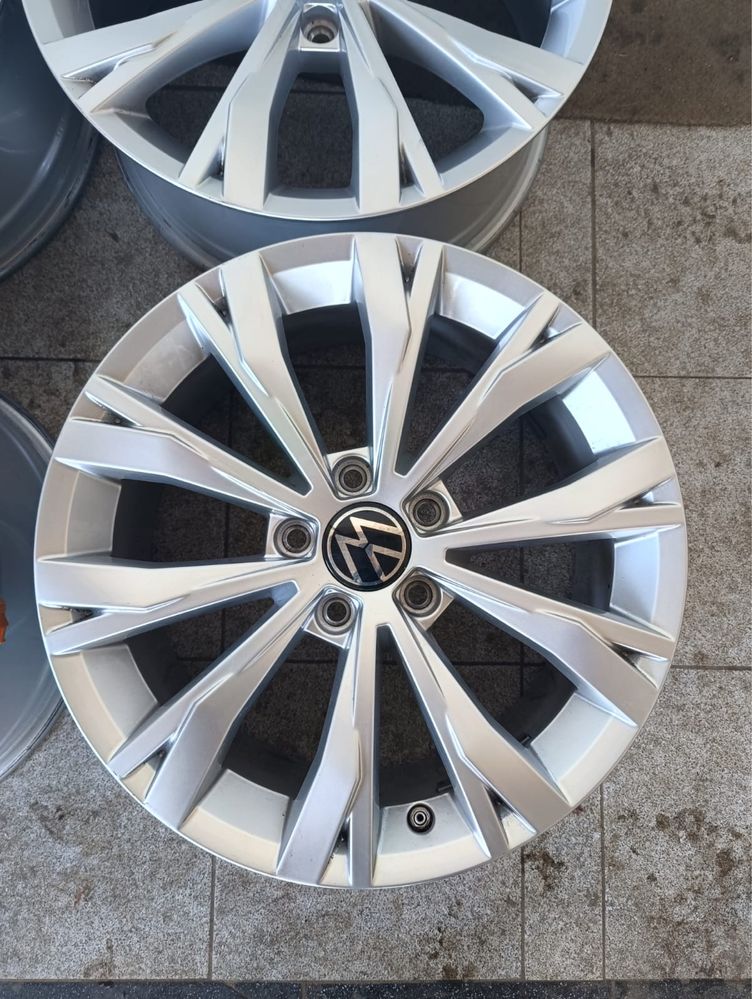 Felgi aluminiowe VW OE 5NA 7jx17” 5x112 czujniki Tiguan