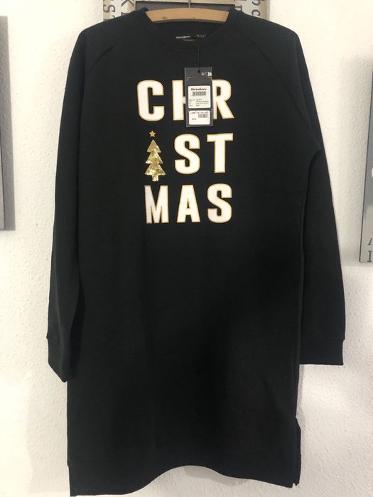 Теплое платье новое.